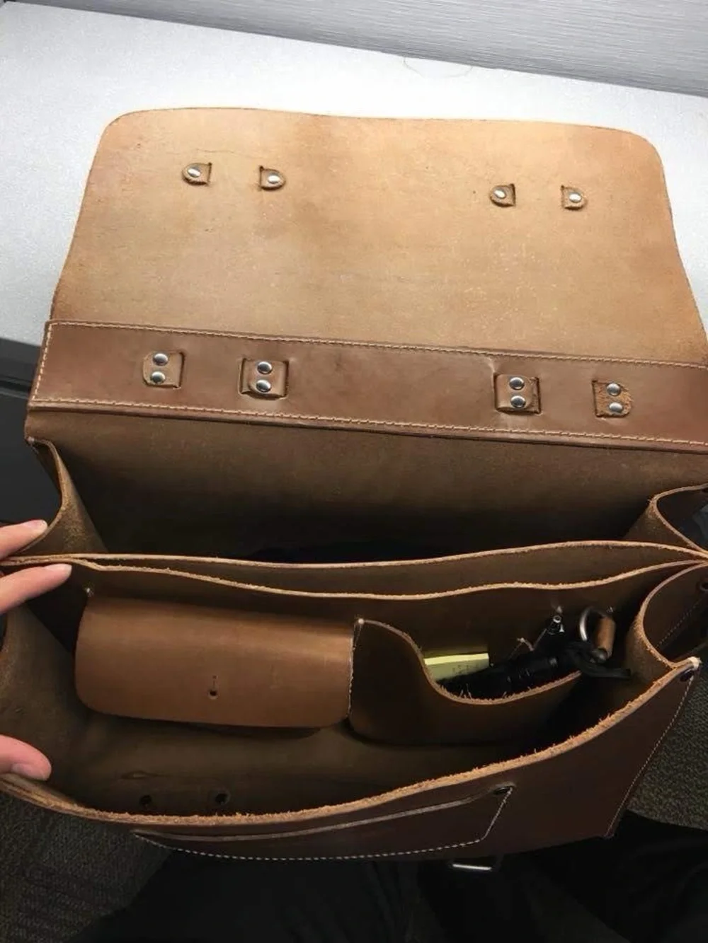 Men's Classic Tan Leather Briefcase with Adjustable Strap